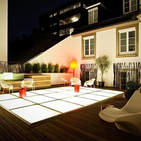 Armena, Condé Nast Johansens